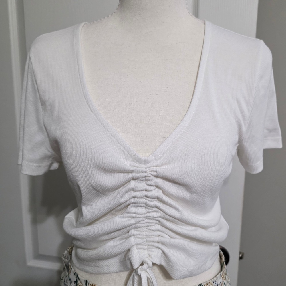 Women White Summer Top Ruched Ribbed Knit V-Neck‎ Short Sleeve Size L Everyday